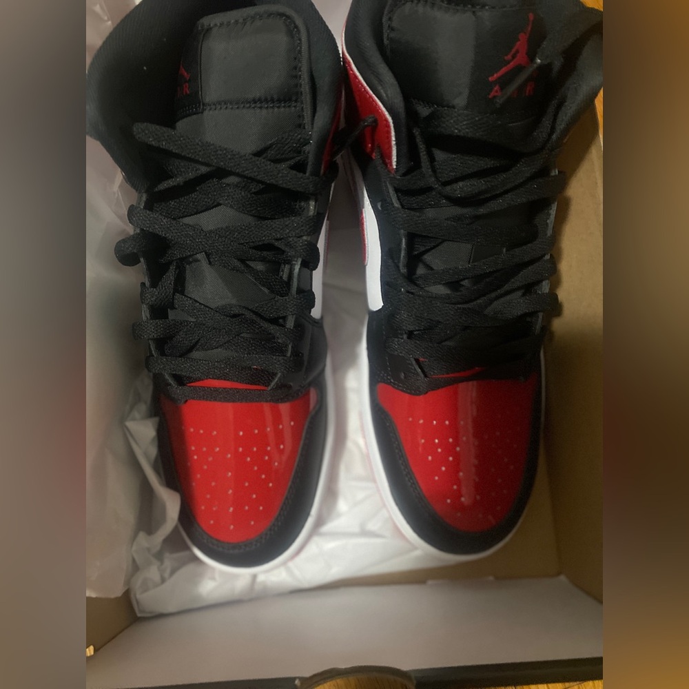 NWOT Authentic Air Jordan 1 Mid SE - Black/Varsity Red/White- Sz. 10 (Mens)